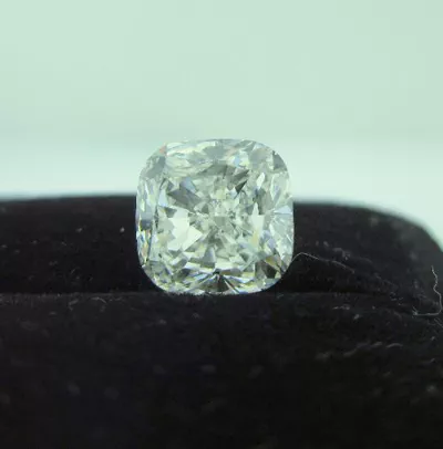 3.64ct I VS1 Very Good Cut Cushion Diamond