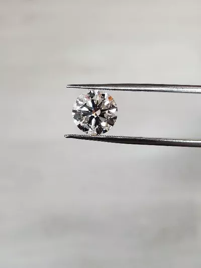 2.70ct J VS2 Very Good Cut Round Diamond