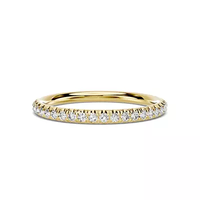 Elaris Pavé Wedding Band