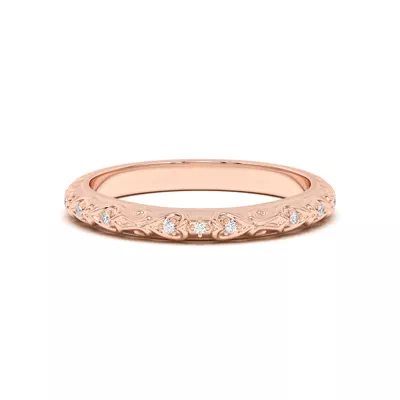 Kathryn Lab Pavé Heart Scroll Band