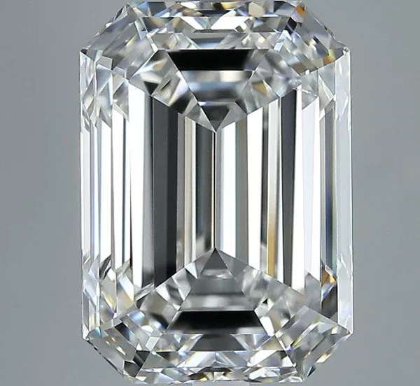 7 Carat · F · VS2 excellent Cut