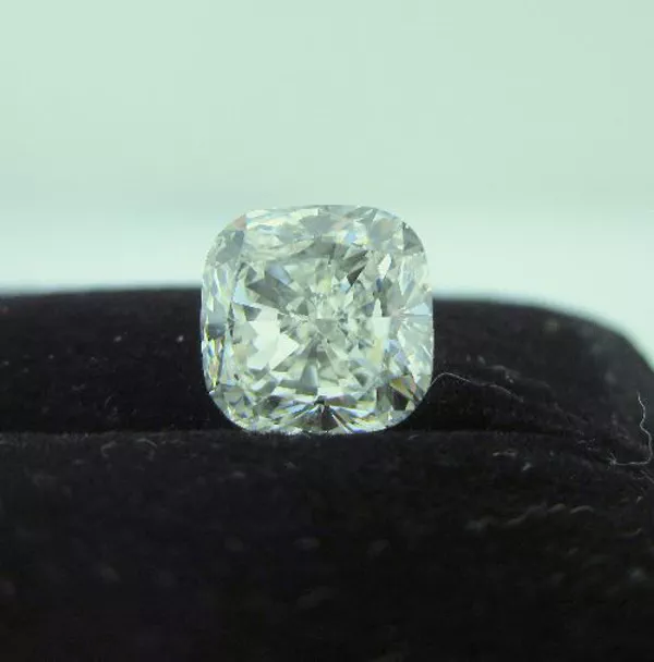 3.64 Carat · I · VS1 very good Cut