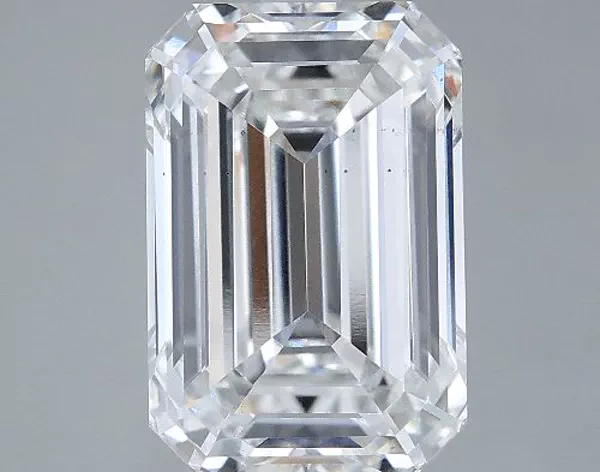 4.57 Carat · E · VS2 Rare Carat Ideal Cut