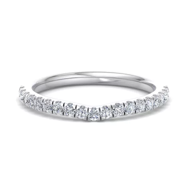 Jaliyah Curved Pavé Band