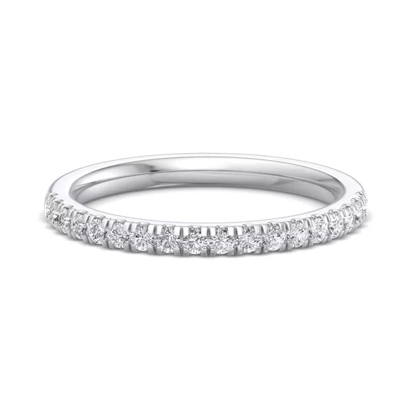 Sloan Wavy Pavé Band