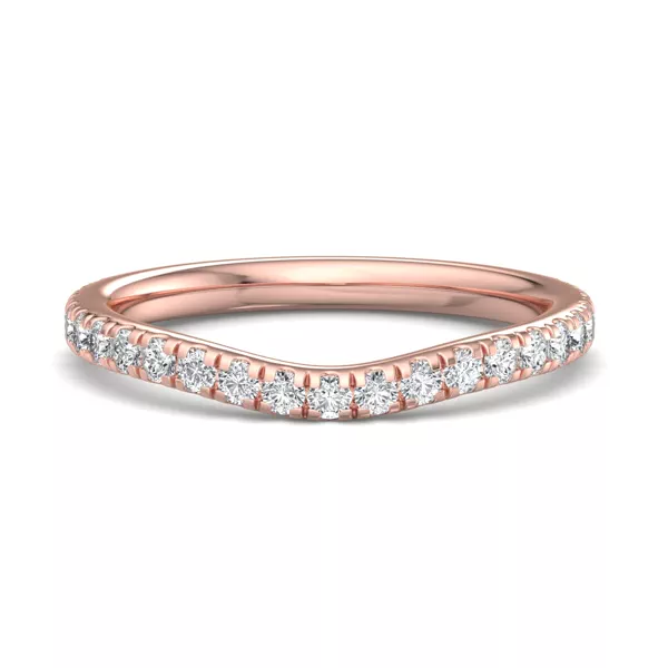 Lylah Curved Pavé Band