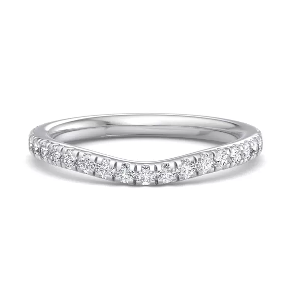 Lylah Curved Pavé Band