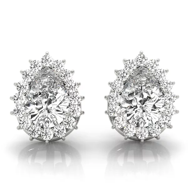 Setting Shyla Halo earrings