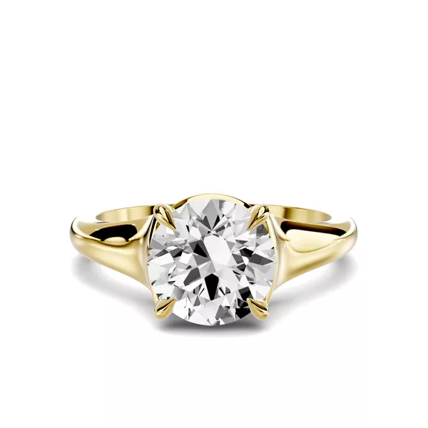 Stellora Grand Taper Bezel Engagement Ring