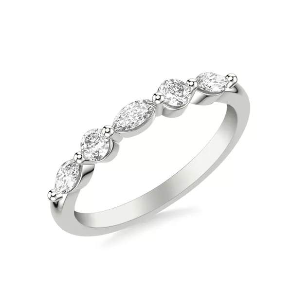Deirdre Luxe Diamond Band
