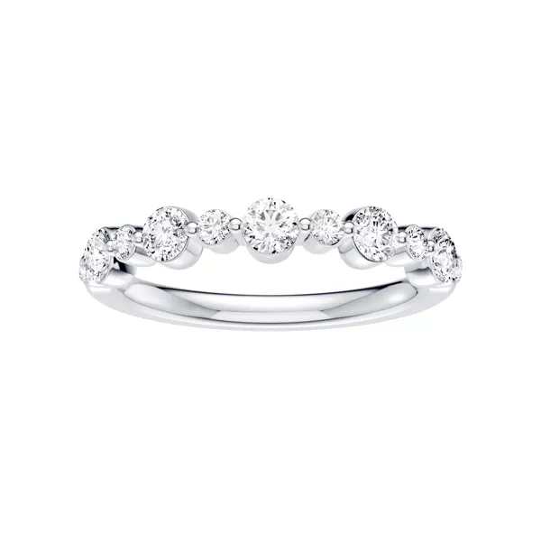 Classic Alternating-Sized Diamond Band (0.75 ct. tw.)