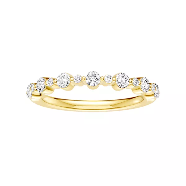 Classic Alternating-Sized Diamond Band (0.50 ct. tw.)