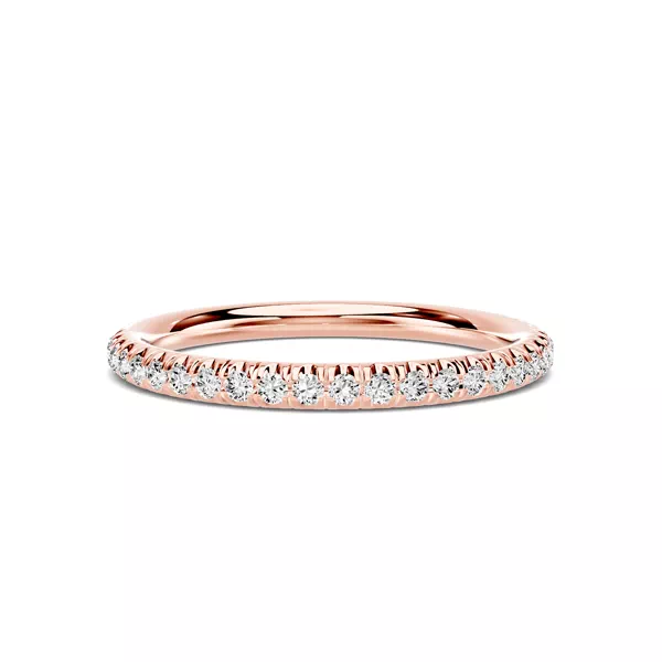 Elaris Pavé Wedding Band