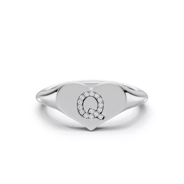 Heart Pavé Diamond Initial Signet Ring - Q