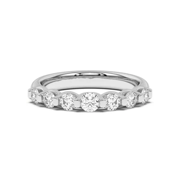Uma Graduated Diamond Band