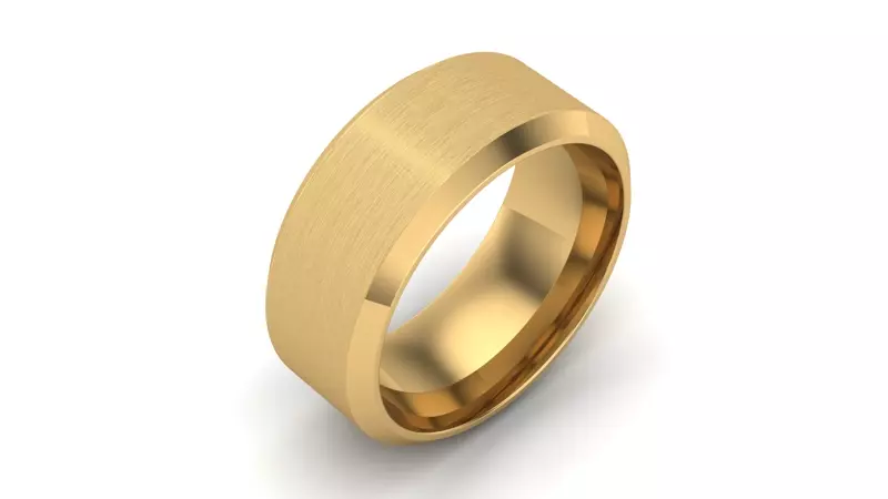 14K Yellow Gold Beveled Edge Band (8Mm)