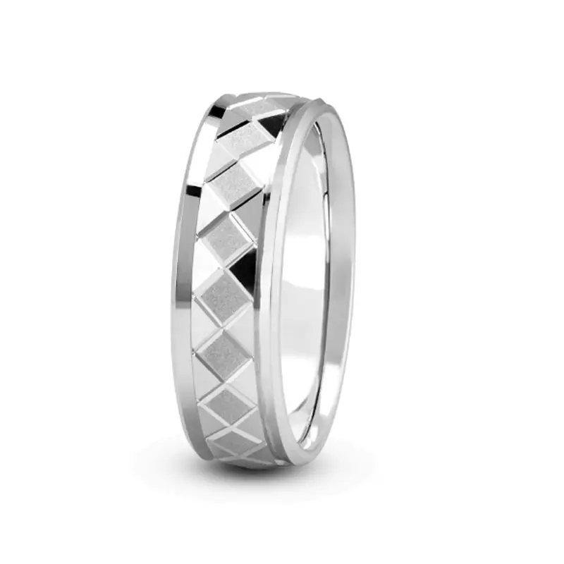 18K White Gold Diamond Cut Quilt Pattern (4Mm)