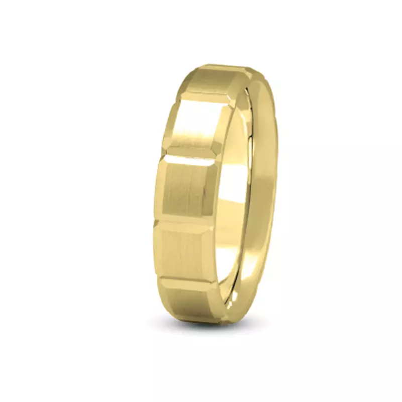 18K Yellow Gold Step Cut Carved Men'S Band (6Mm)