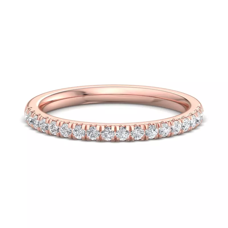 Sloan Wavy Pavé Band