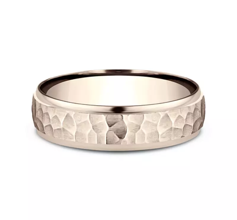 14K Rose Gold Hammered Drop Edge Comfort-Fit Band (6mm)