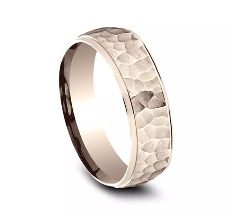 14K Rose Gold Hammered Drop Edge Comfort-Fit Band (6mm)