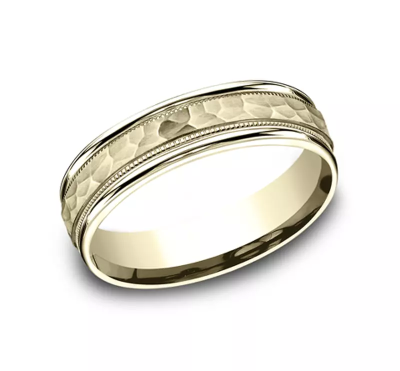 14K Yellow Gold Hammered Center Drop Edge Milgrain Comfort-Fit Band (6mm)