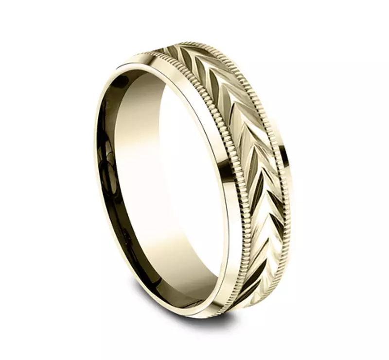 14K Yellow Gold Etched Grain Beveled Edge Comfort-Fit Band (7mm)