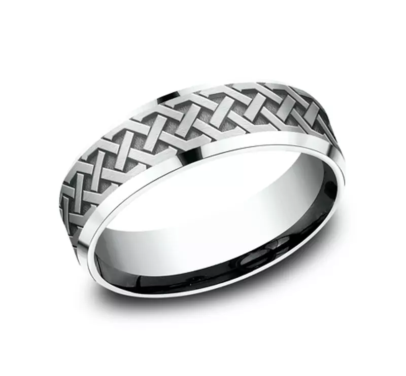 14K White Gold Celtic Love Knot Beveled Edge Comfort Fit Band (7mm)