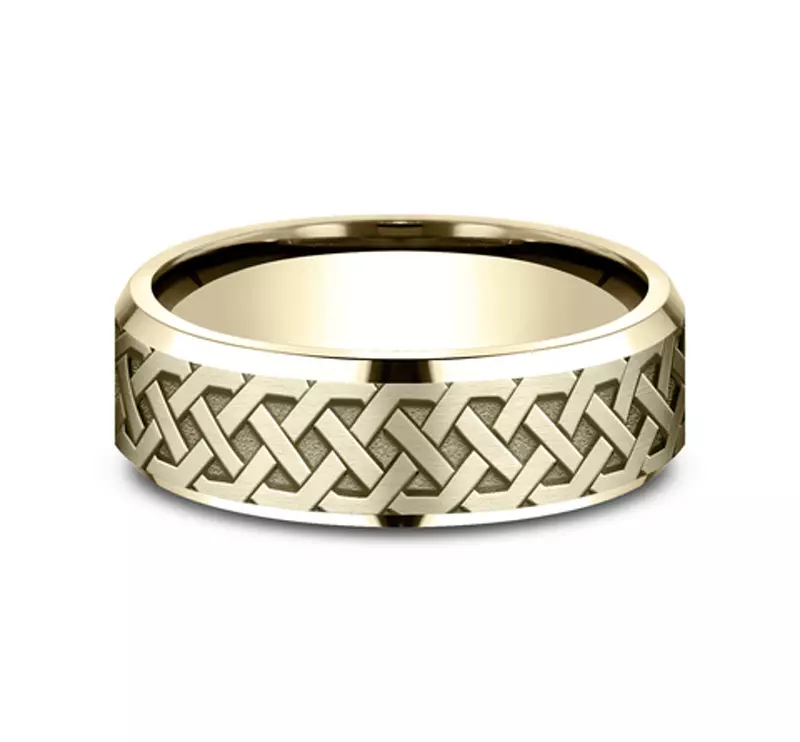14K Yellow Gold Celtic Love Knot Beveled Edge Comfort Fit Band (7mm)