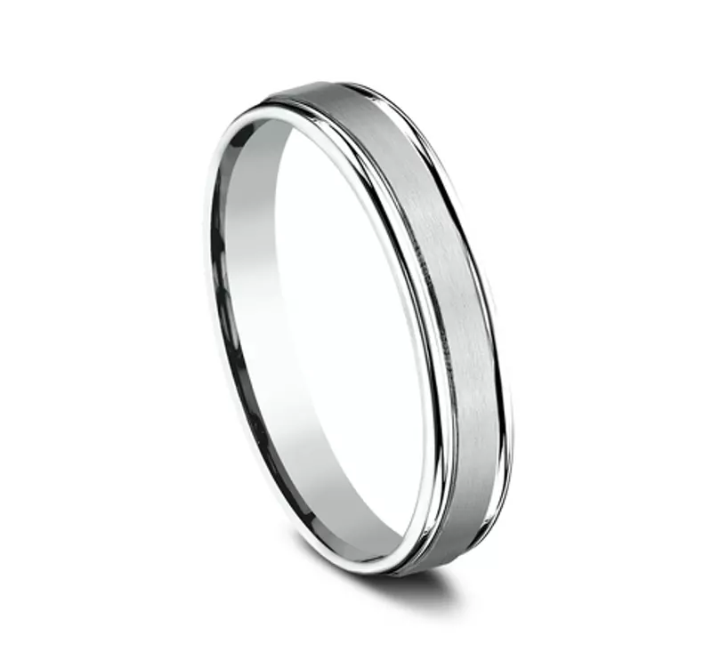 14K White Gold Satin Center Polished Edge Comfort-Fit Band (4.5mm)