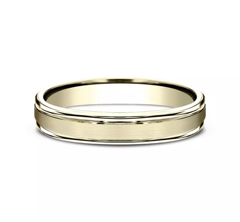 Satin Center Polished Edge Comfort-Fit Band (4.5mm)