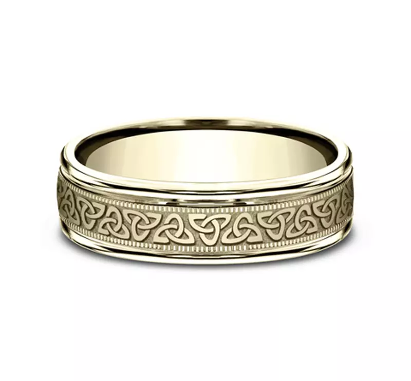 14K Yellow Gold Celtic Triangle Knot Comfort-Fit Band (6mm)