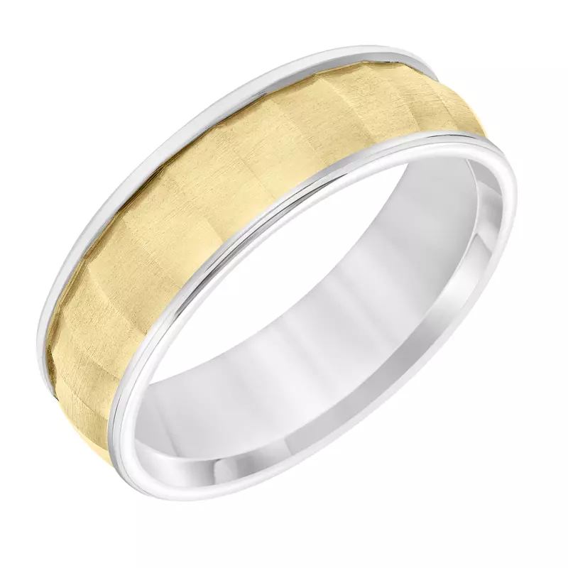 14K Yellow Gold Brushed Scalloped Pattern Carved Band (6.5mm)