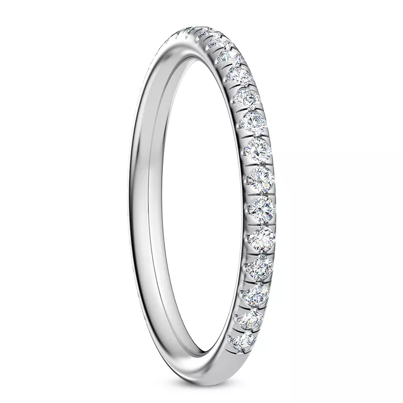 14K White Gold Fete Diamond Band