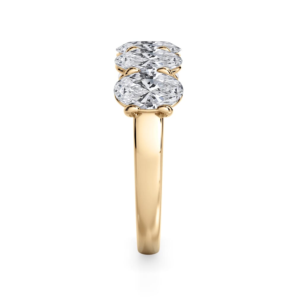 18K Yellow Gold Oval Cut Diamond 5 Stone Ring (2.50 ct. tw.)