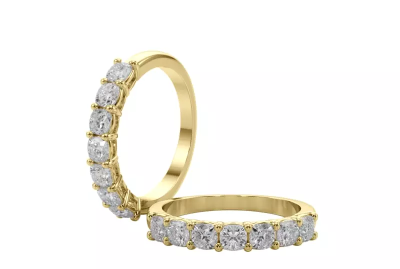 18K Yellow Gold Cushion Cut Diamond 7 Stone Ring (1.00 ct. tw.)