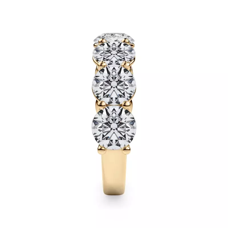14K Yellow Gold Classic Seven-Stone Round Diamond Band (4.20ct. tw.)