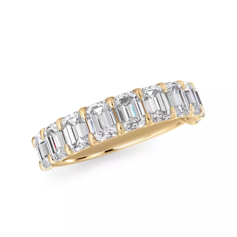 14K Yellow Gold Emerald-Cut Lab Diamond Scalloped Band (2.40 ct. tw.)