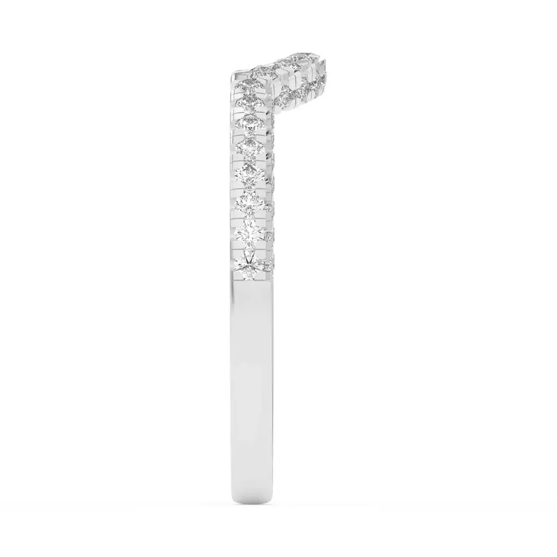 18K White Gold Trio Diamond Curved Band