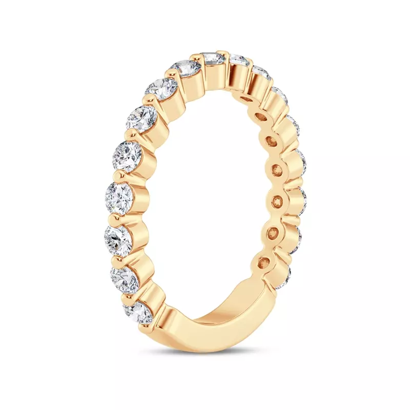 14K Yellow Gold Signature Hearts & Arrows Shared Prong Band (3/4ct. tw.)