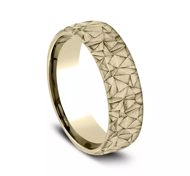 14K Yellow Gold Prism Texture Comfort-Fit Band (6.5mm)