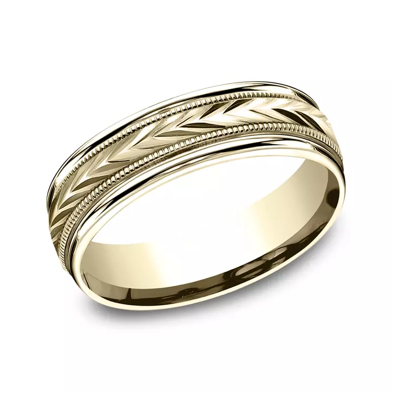 14K Yellow Gold Etched Grain Beveled Edge Comfort-Fit Band (6.5mm)
