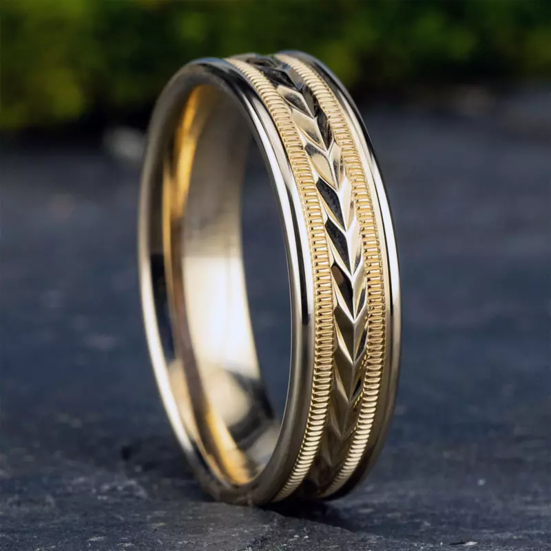 14K Yellow Gold Etched Grain Beveled Edge Comfort-Fit Band (6.5mm)
