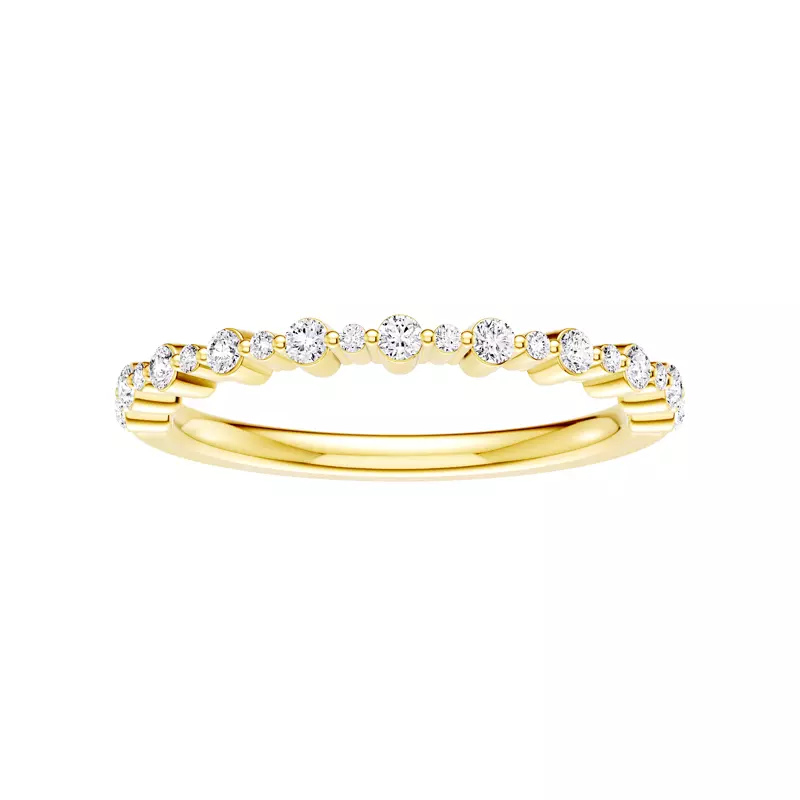 Classic Alternating-Sized Diamond Band (0.25 ct. tw.)