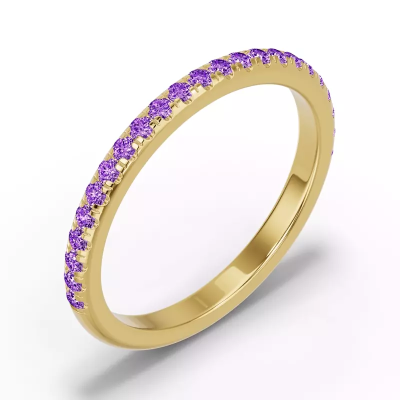 18K Yellow Gold Chroma Amethyst Band