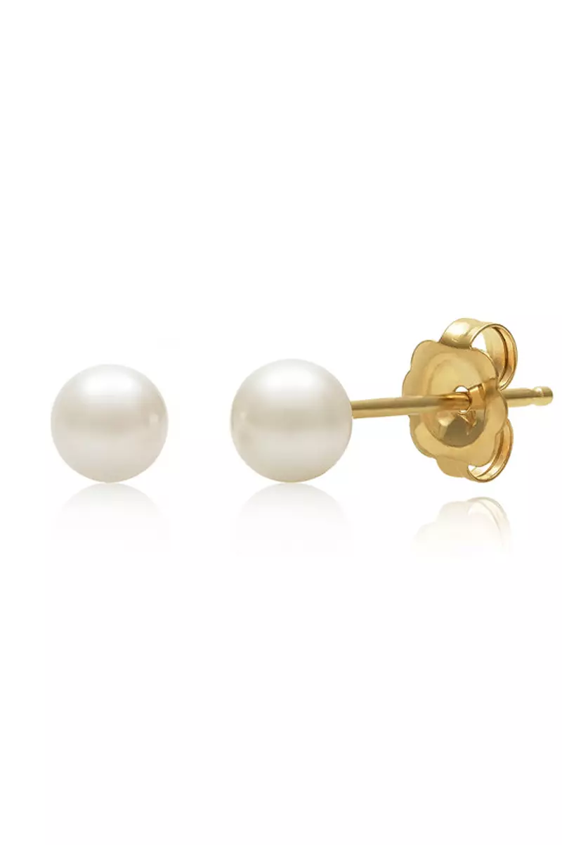 Classic Freshwater Pearl Stud (6-7mm)