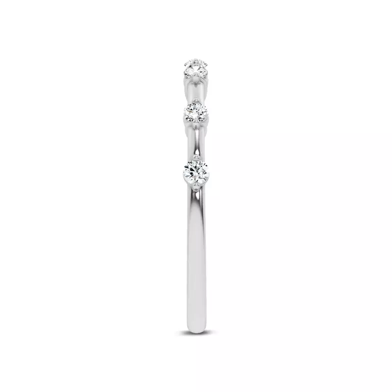 18K White Gold Starlight Spaced Round Diamond Band