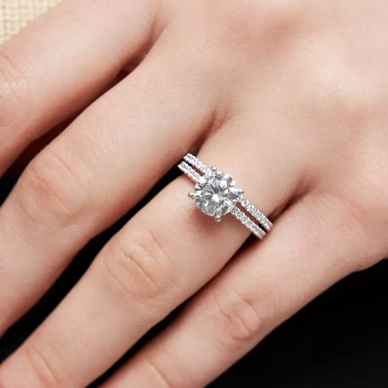 Platinum Caroline Classic Diamond Engagement Ring