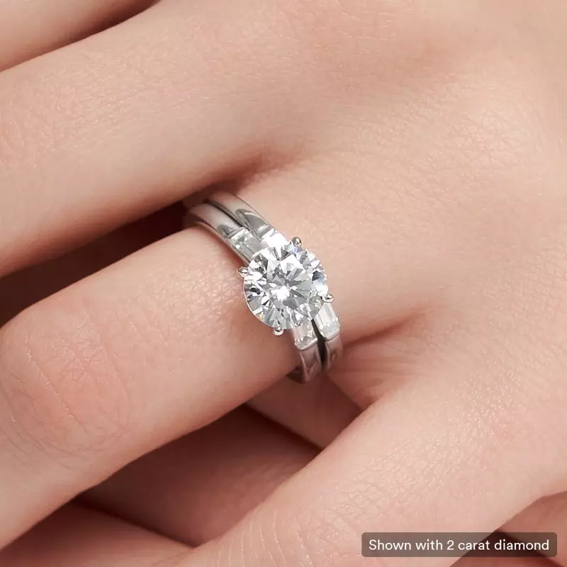18K White Gold Luisa Classic 3-Stone Engagement Ring