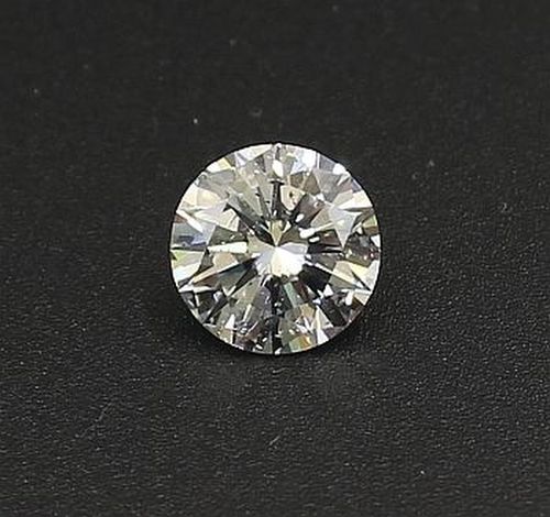 2.77ct D SI2 Very Good Cut Round Diamond